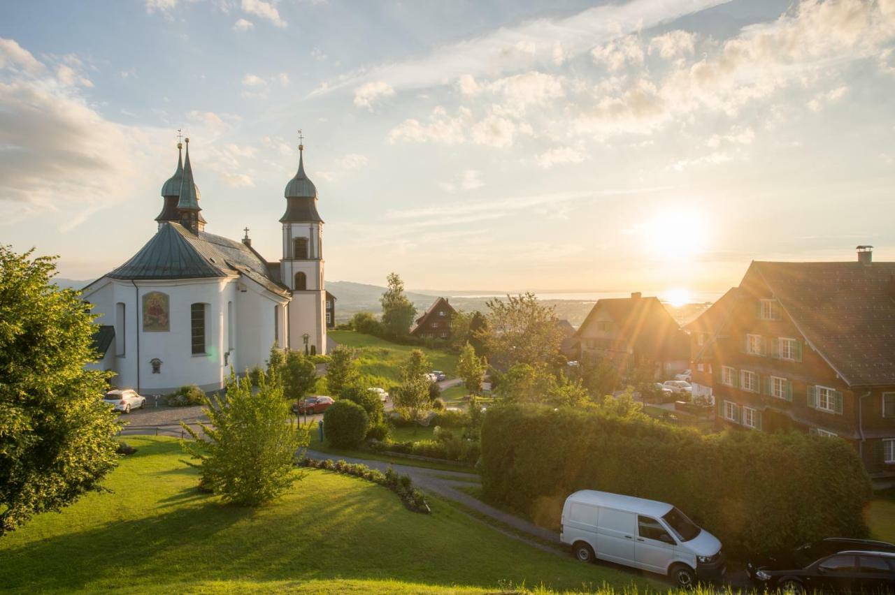 Gasthof Kreuz Bildstein Exterior foto